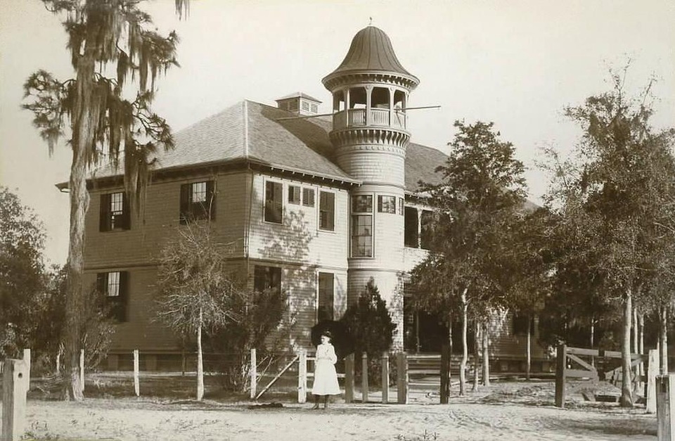 What Is Florida’s Oldest College?