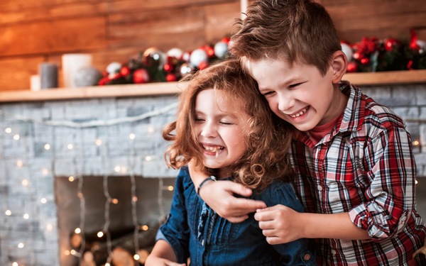 5 Fun Ways to Exchange Gifts This Season