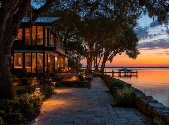 Fall Home Buying in Lake County is the Secret Handshake